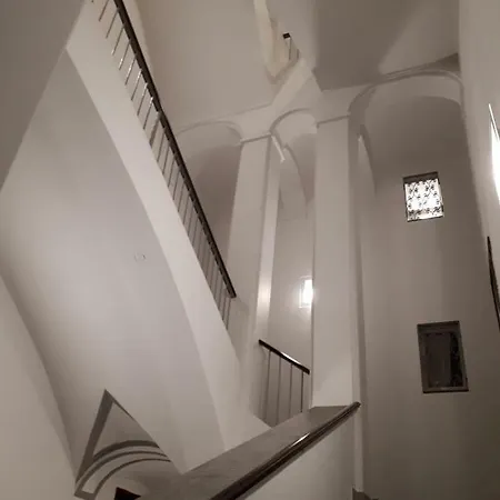 Maison Santa Chiara Appartamento *